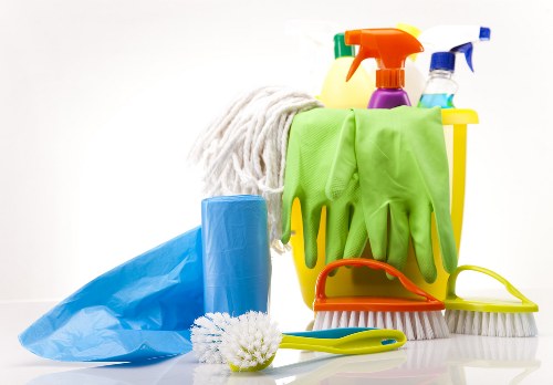 Local move out cleaning service for Shepherdsbush homes and flats